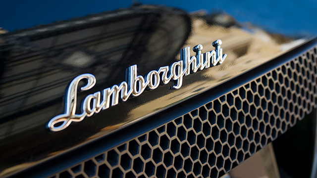 Lamborghini-_640x360